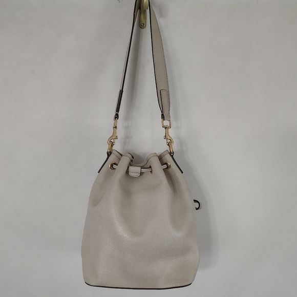 Modern Dooney & Bourke Ecru Saffiano Leather Drawstring Bucket Bag Purse - Picture 6 of 16